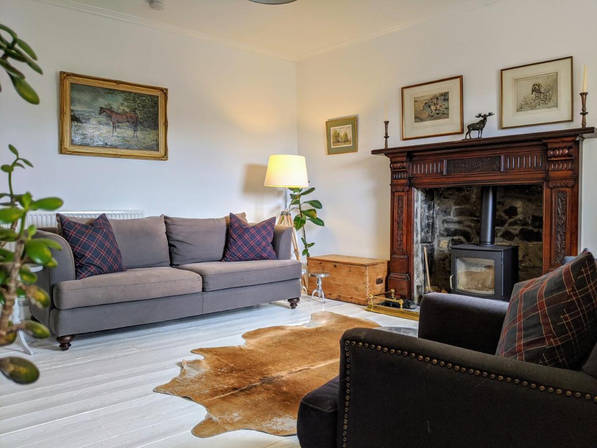Central Hawick Spacious Stylish Flat With Log Burner Екстериор снимка