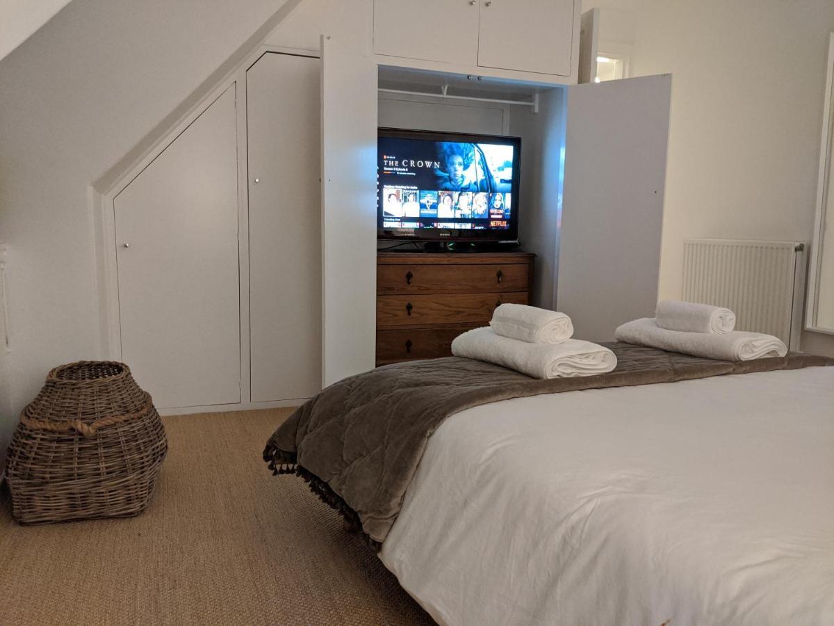 Central Hawick Spacious Stylish Flat With Log Burner Екстериор снимка