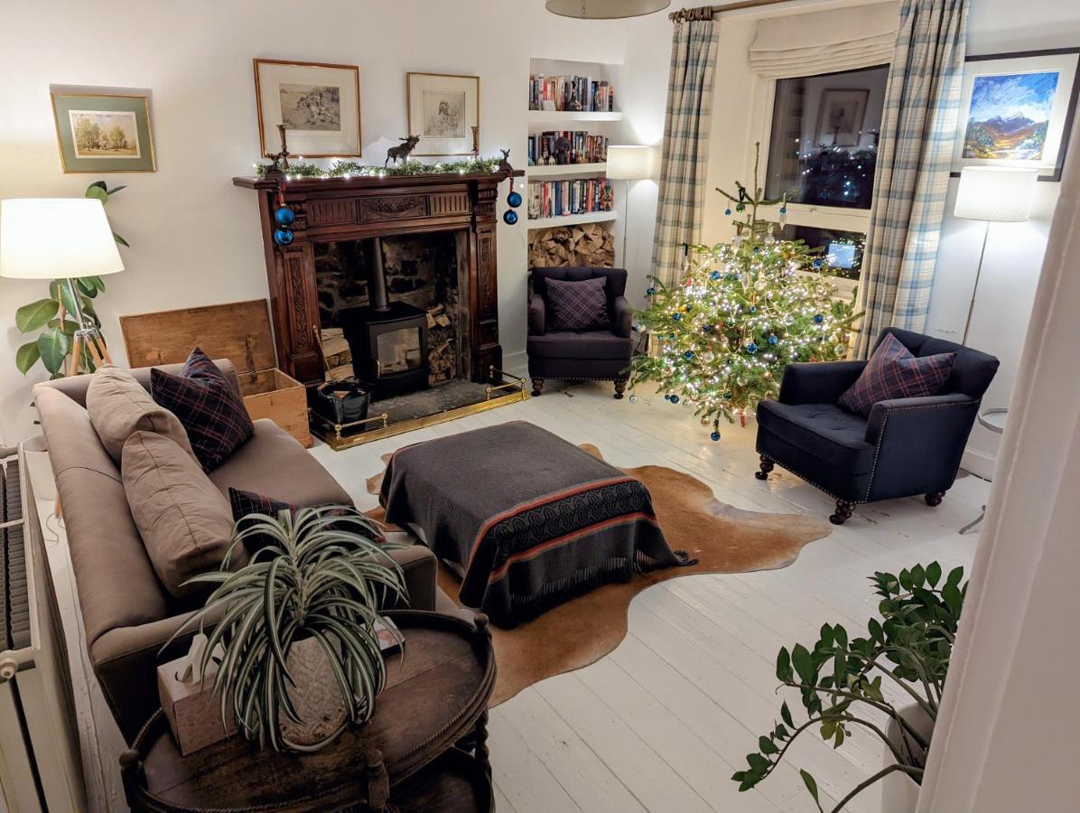 Central Hawick Spacious Stylish Flat With Log Burner Екстериор снимка